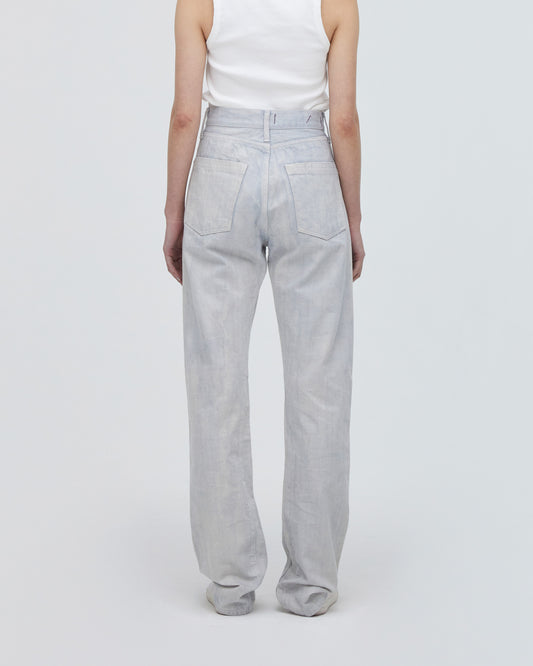 バックフィットスタイル<br>ヒップを包み込むように作った立体的なバックスタイルは小尻効果があります。