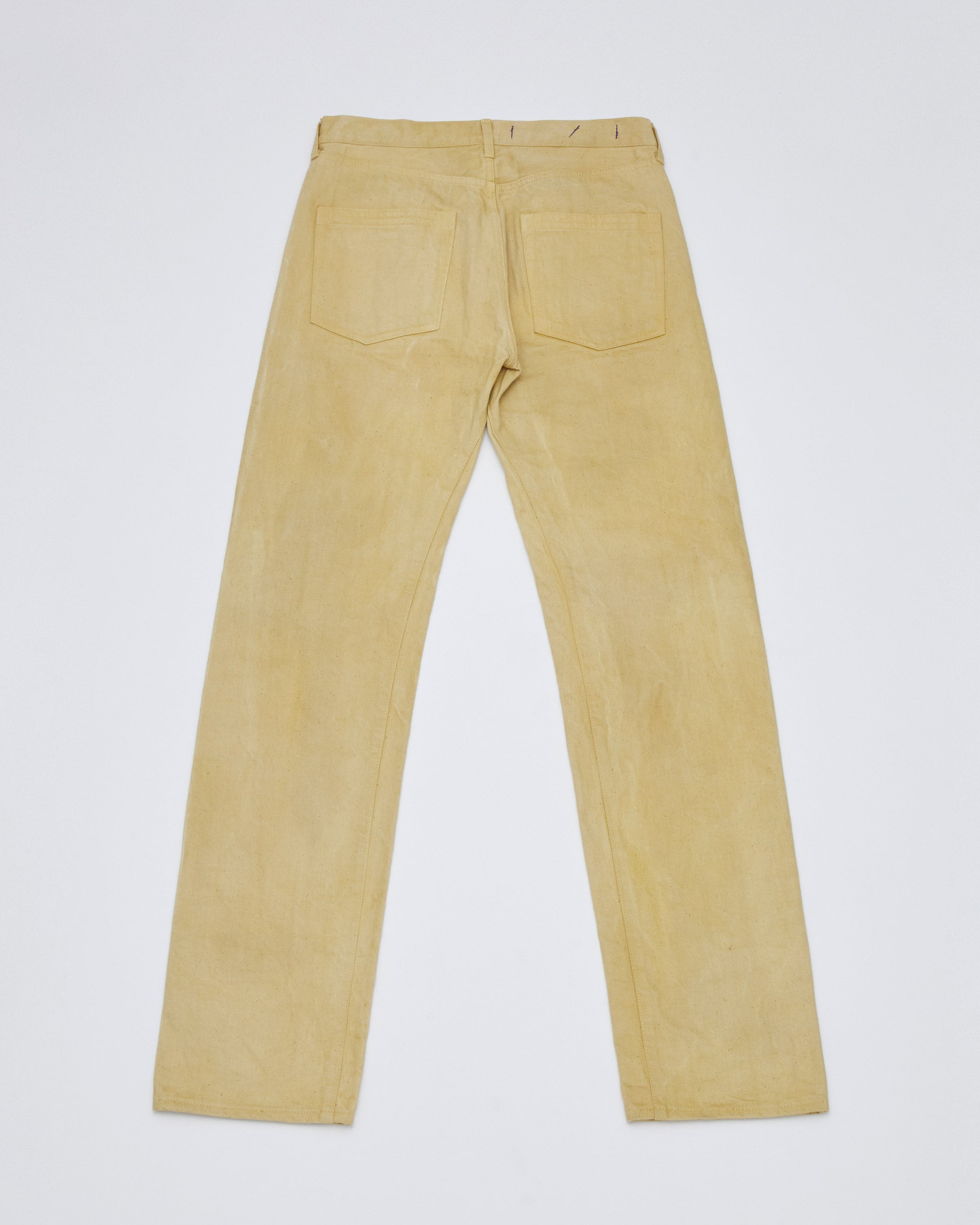 バックプットスタイル<br>ヨーク位置とポケット位置を上げることによりヒップUP効果があります。