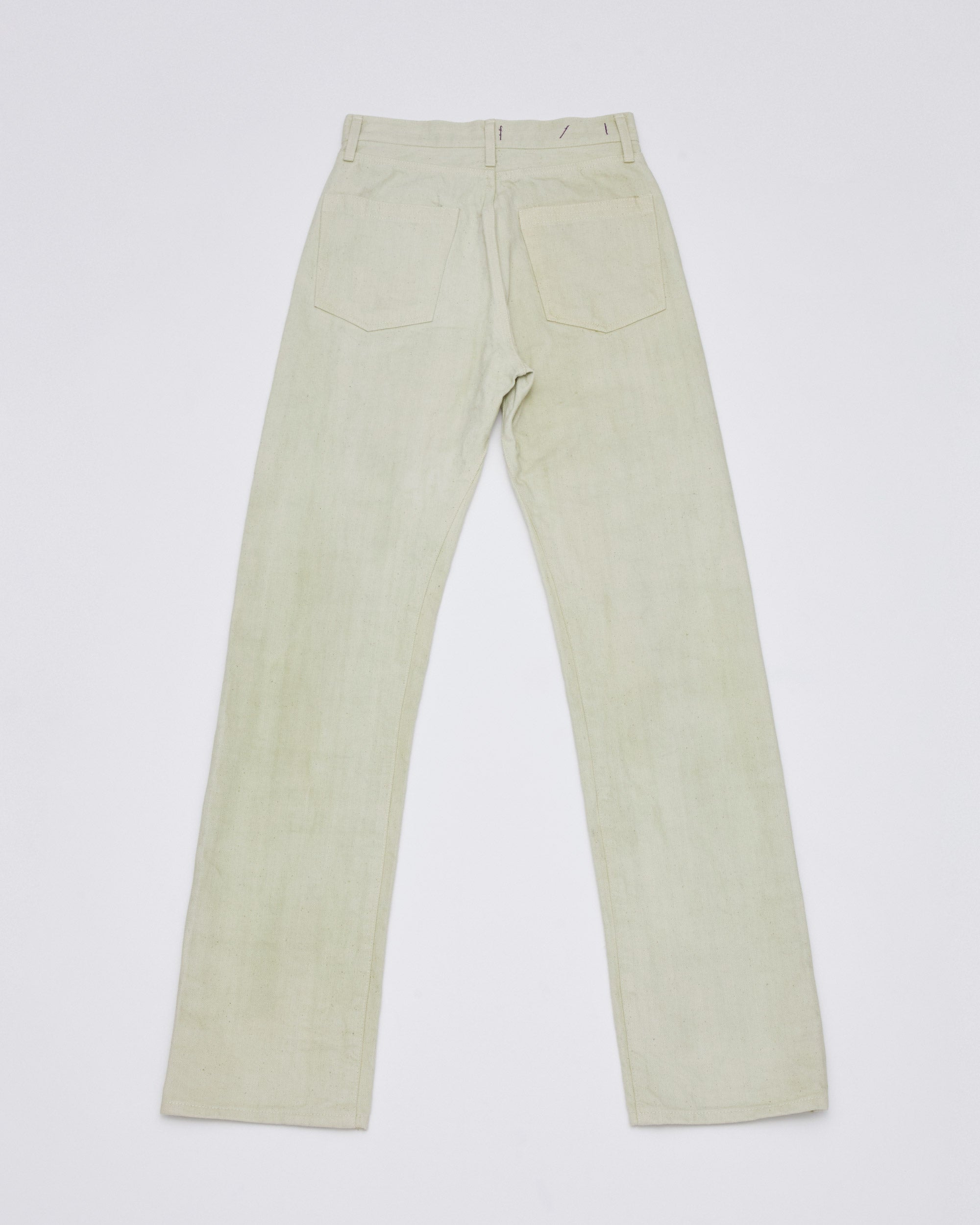 バックプットスタイル<br>ヨーク位置とポケット位置を上げることによりヒップUP効果があります。