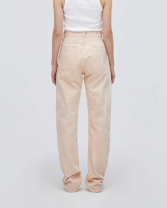 バックフィットスタイル<br>ヒップを包み込むように作った立体的なバックスタイルは小尻効果があります。