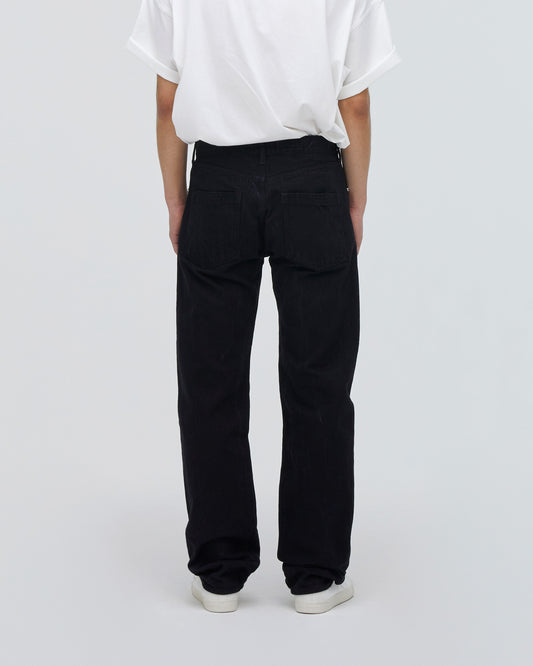 バックフィットスタイル<br>ヒップを包み込むように作った立体的なバックスタイルは小尻効果があります。